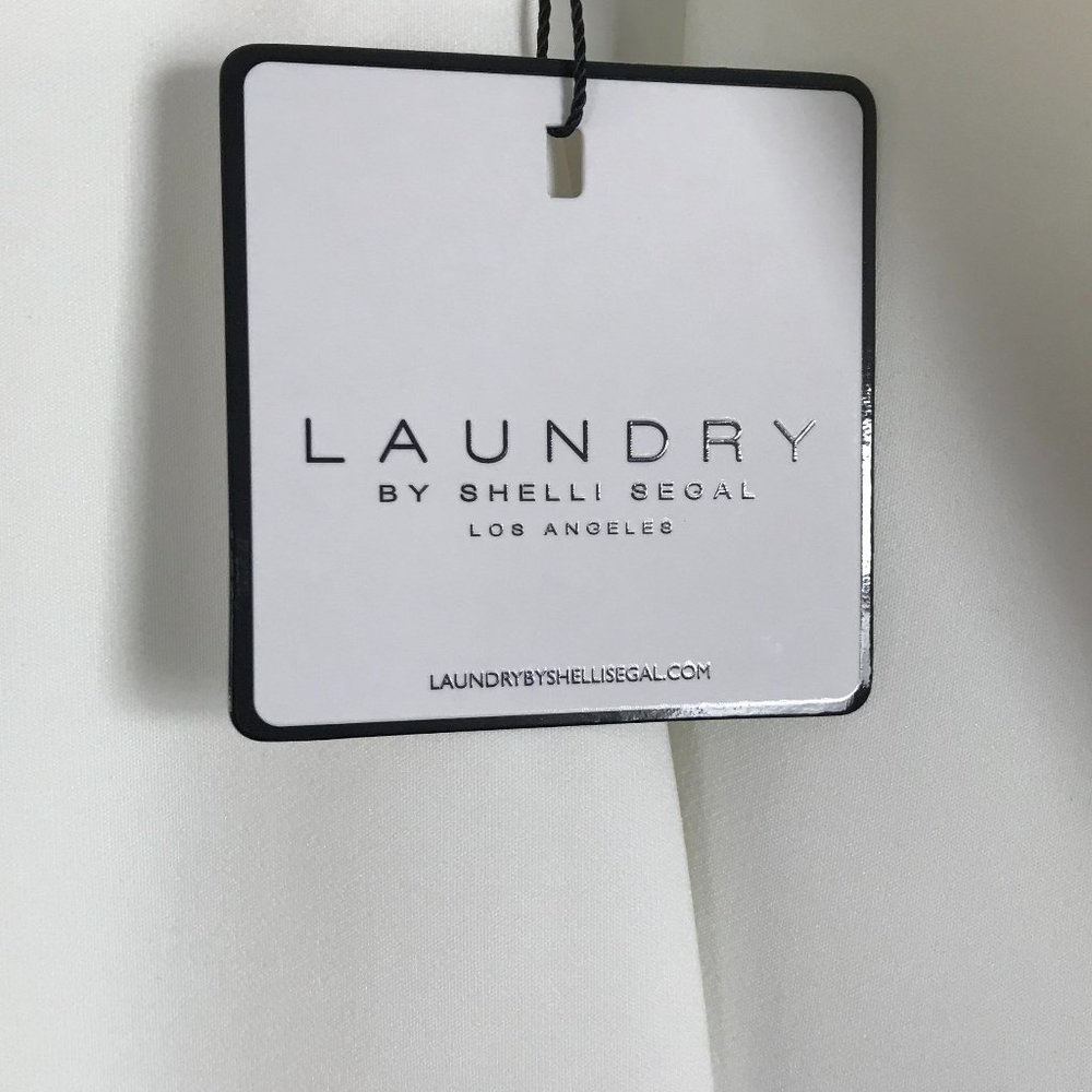 NWT Chic Laundry By Shelli Segal White Crepe Long Sleeve Formal Gown Size 4 - Picture 14 of 15